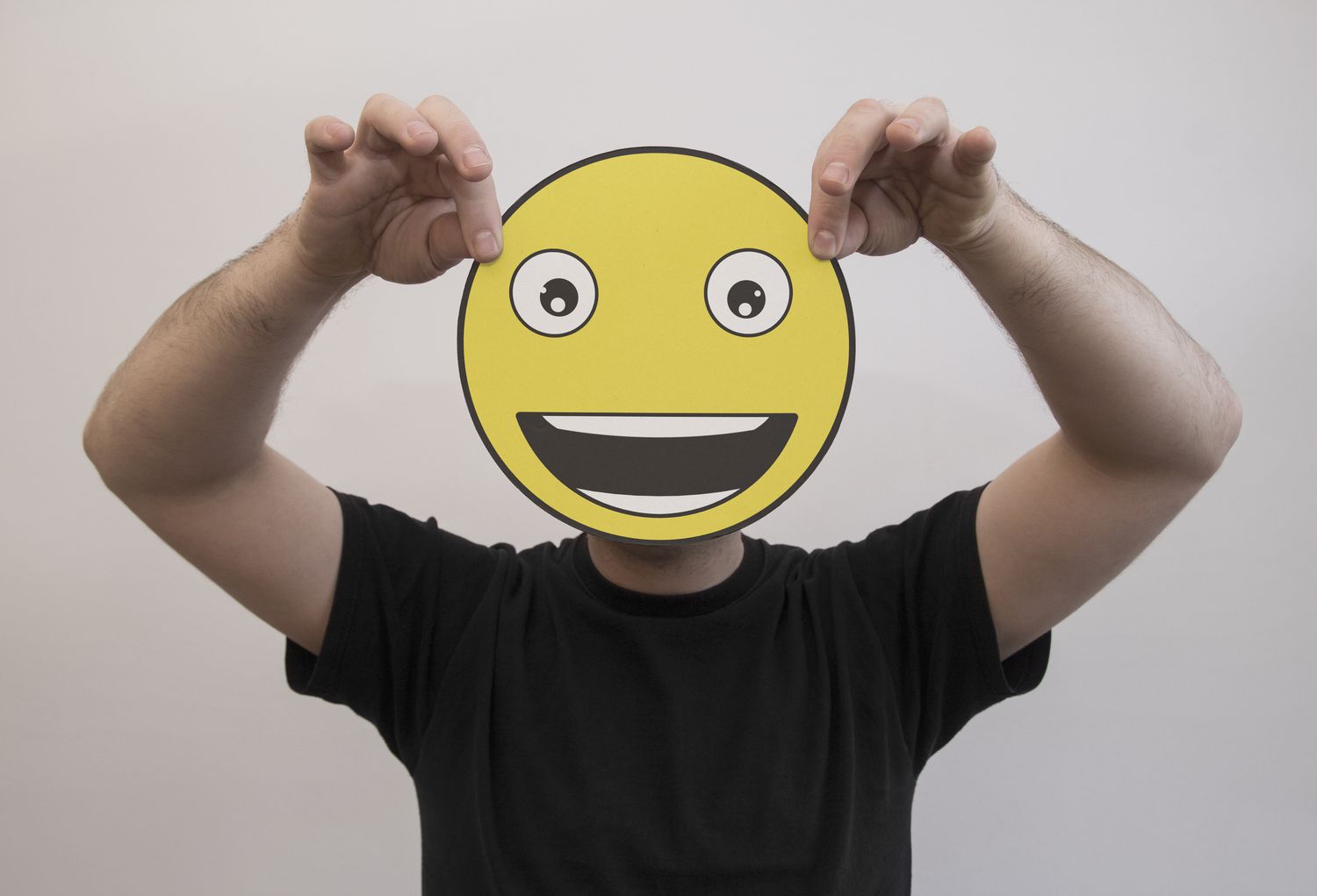 How emojis influence emotional communication today